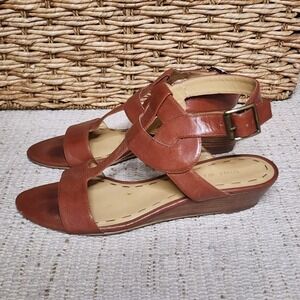 Nine West Voodoo‎ Leather Sandal Brown Tan 7M Wedge Heel